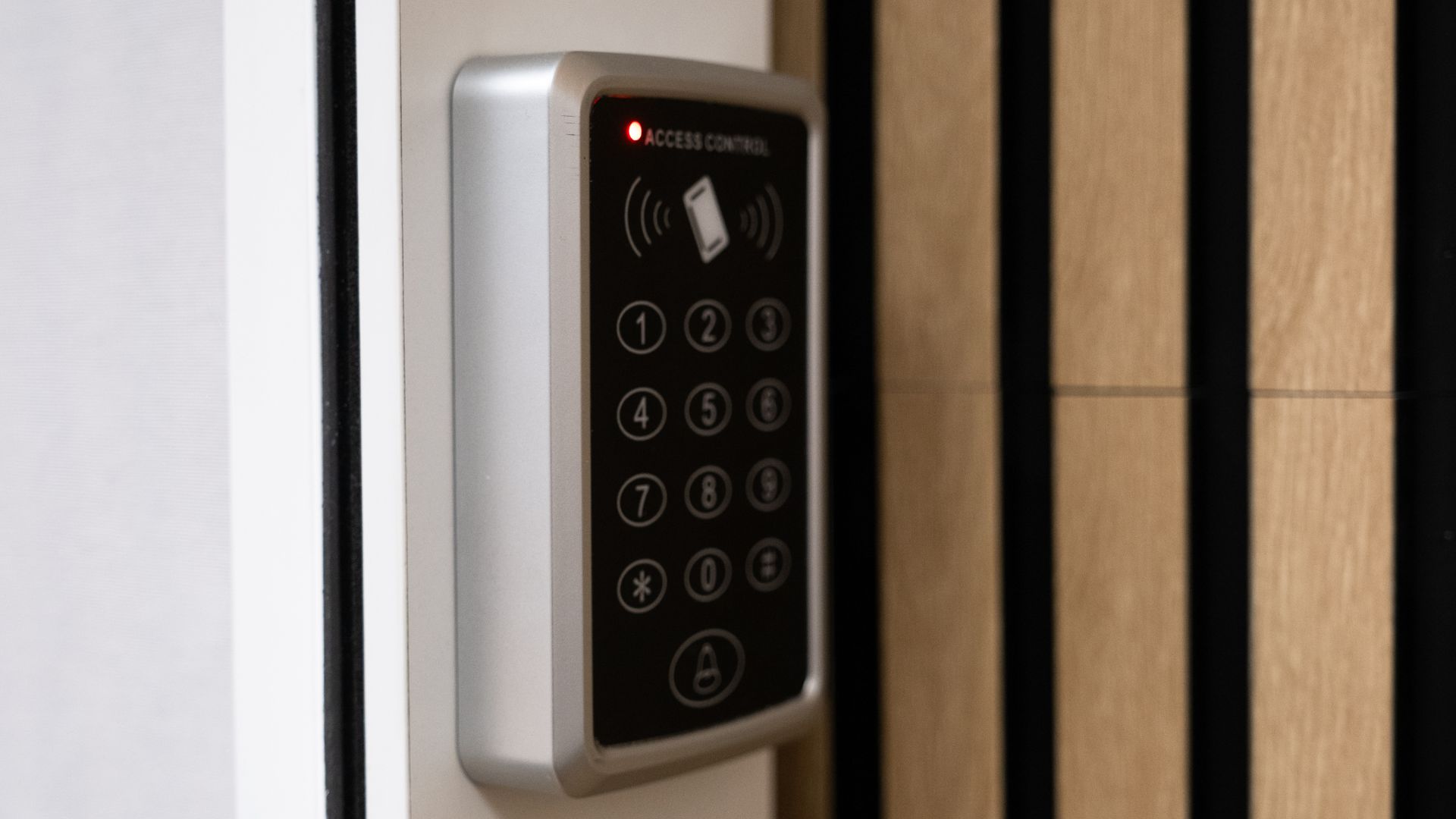 control de acceso en cabinas acusticas
