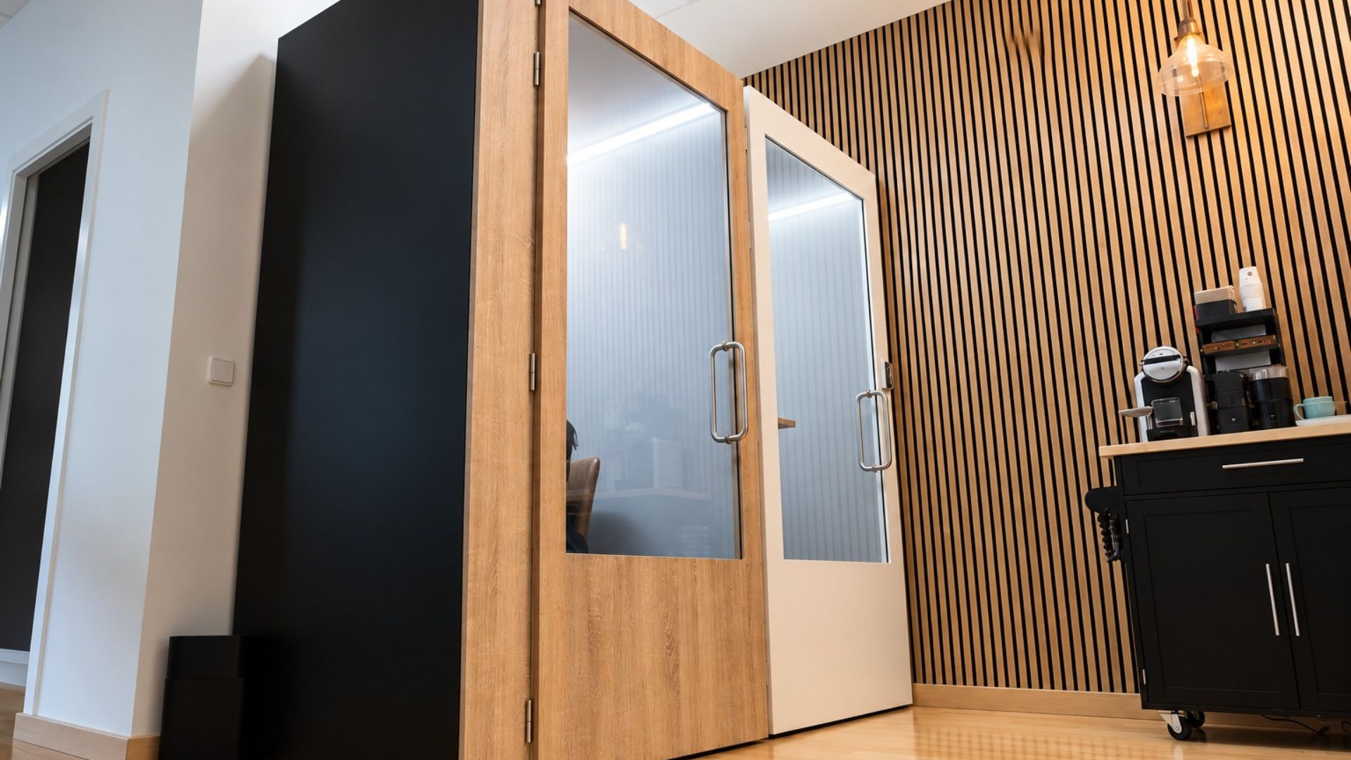 Acoustic Booth Showroom in Madrid