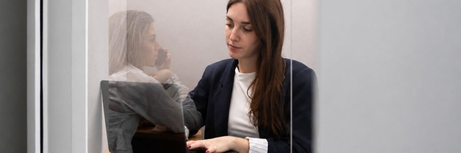 cabinas para oficina a medida